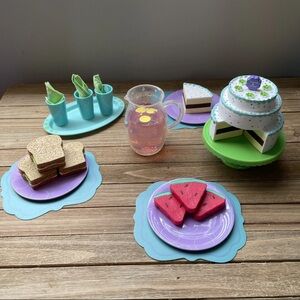 American Girl Doll Chrissa's Party Treats 2009 Retired Picnic Party Set NEW